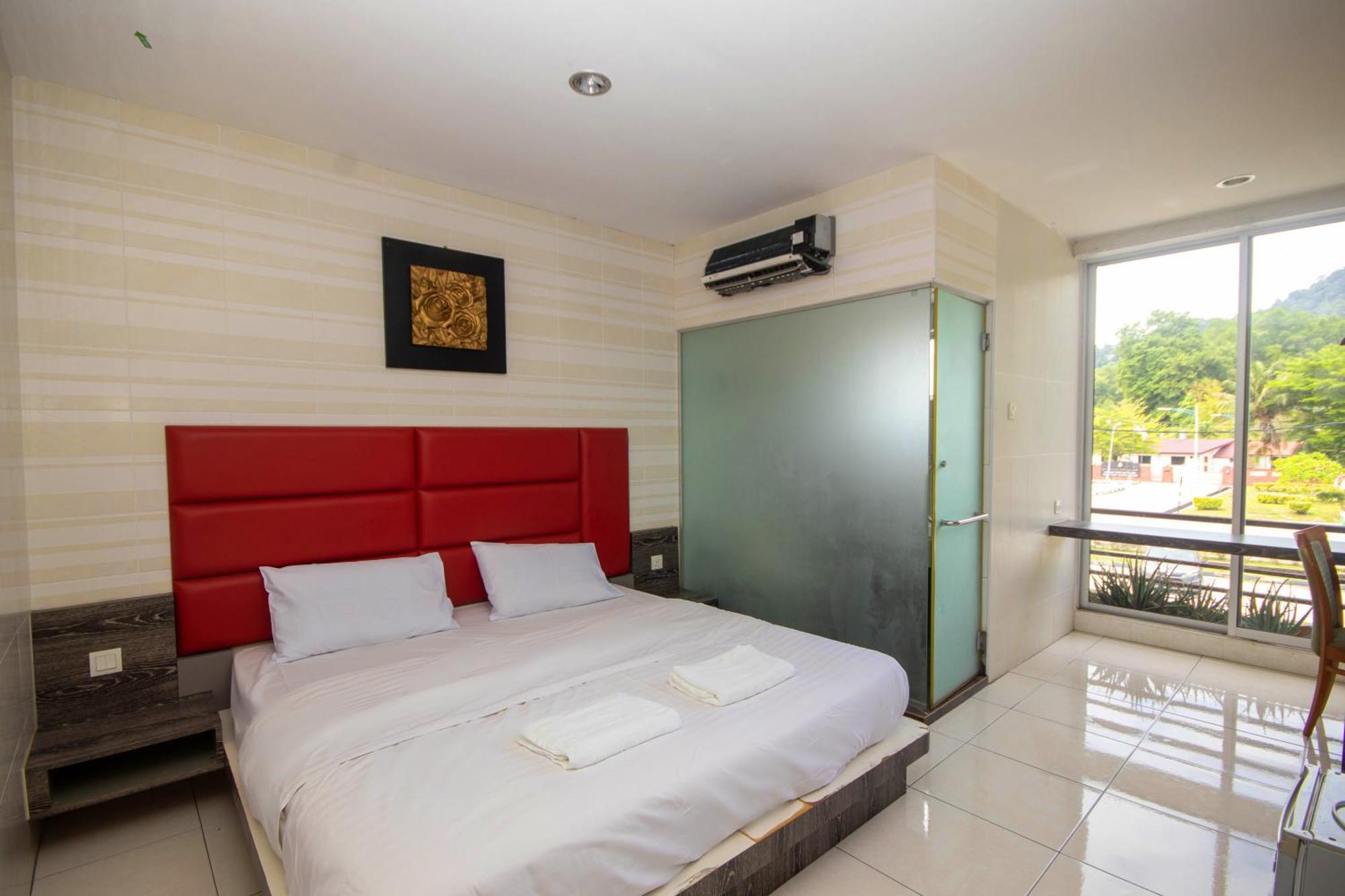 Jq Happy Lumut Hotel Екстер'єр фото